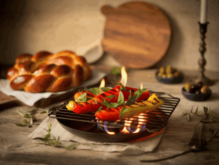 סלט פלפלים קלויים על האש