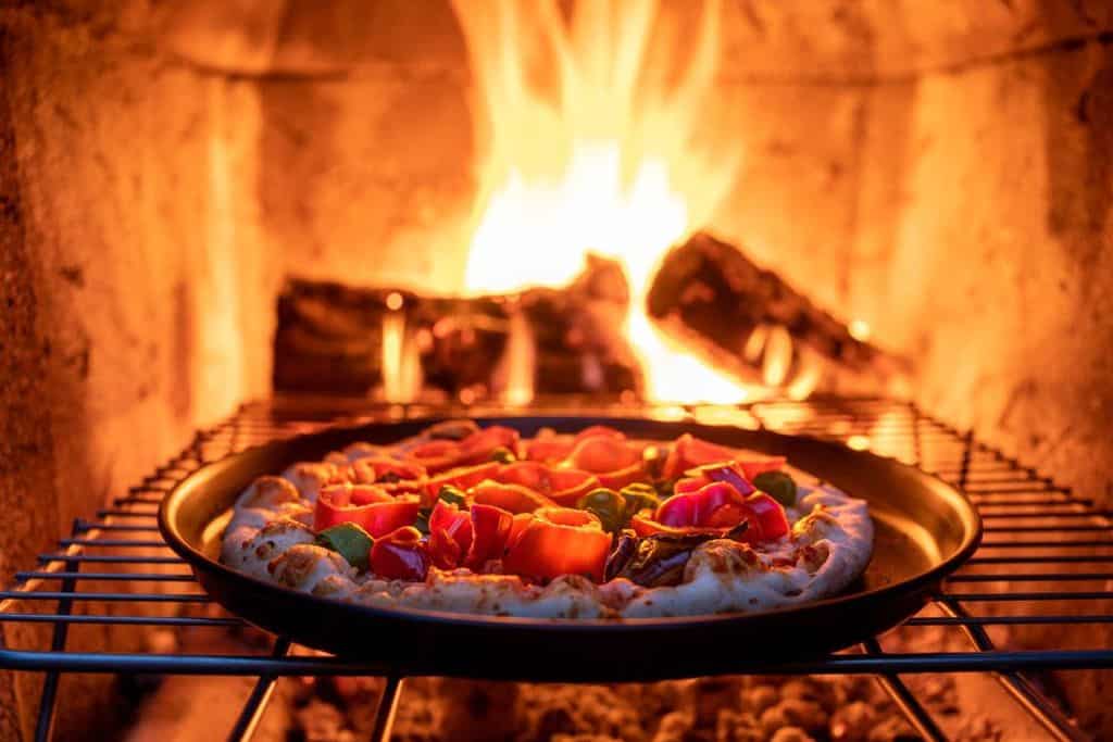 Outdoor oven